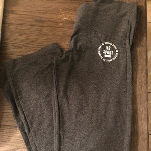 VICTORIA SPORT
Anytime Slim Boot Yoga Pant